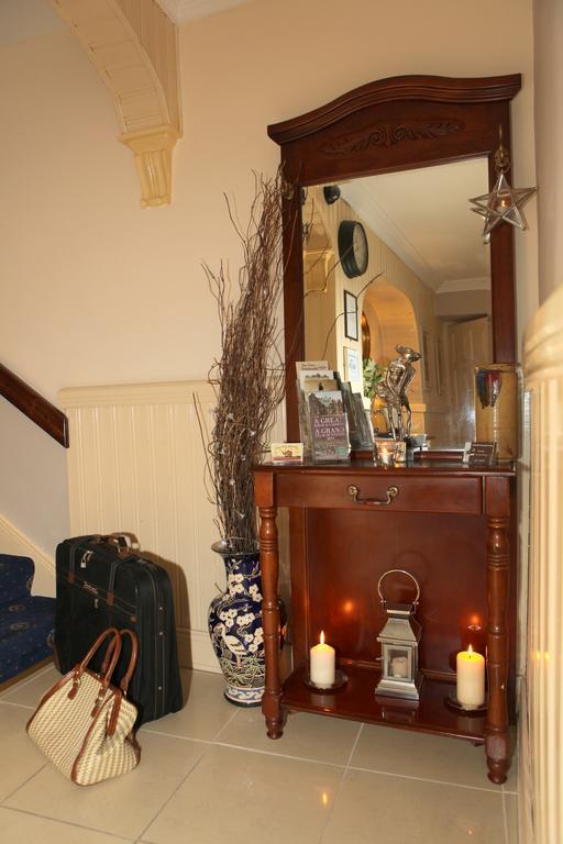Jim Mcgee'S Hotel เว็กซ์ฟอร์ด ภายนอก รูปภาพ